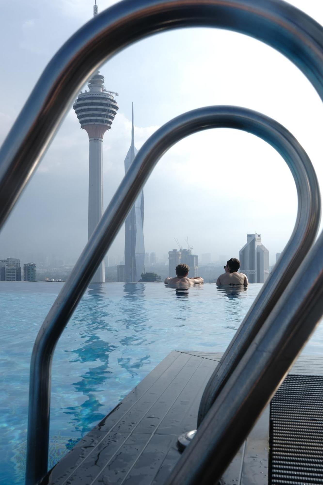 Platinum 2 Klcc By Infinity Pool Apartment Kuala Lumpur Exterior photo